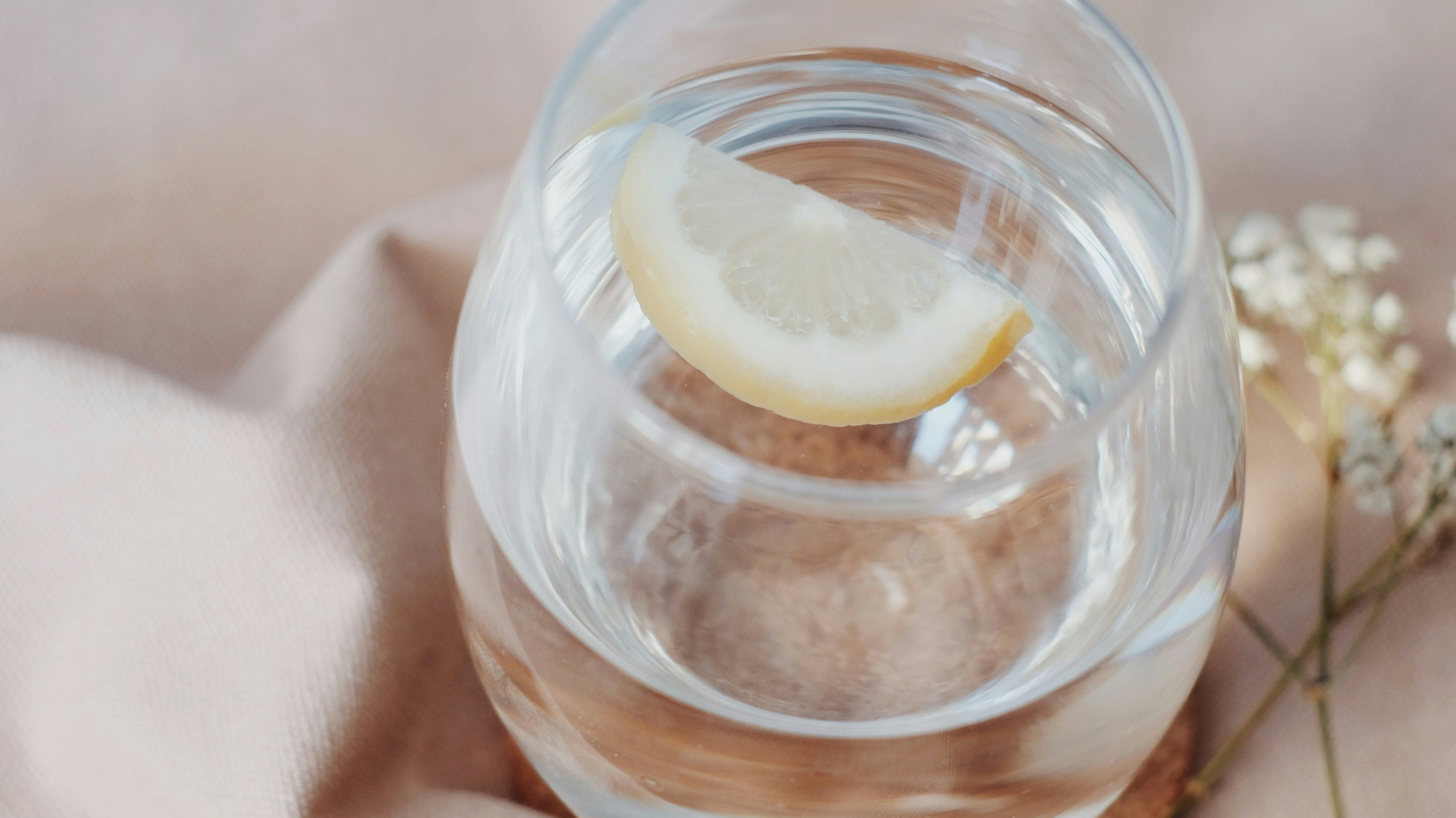 Lemon water detox travel