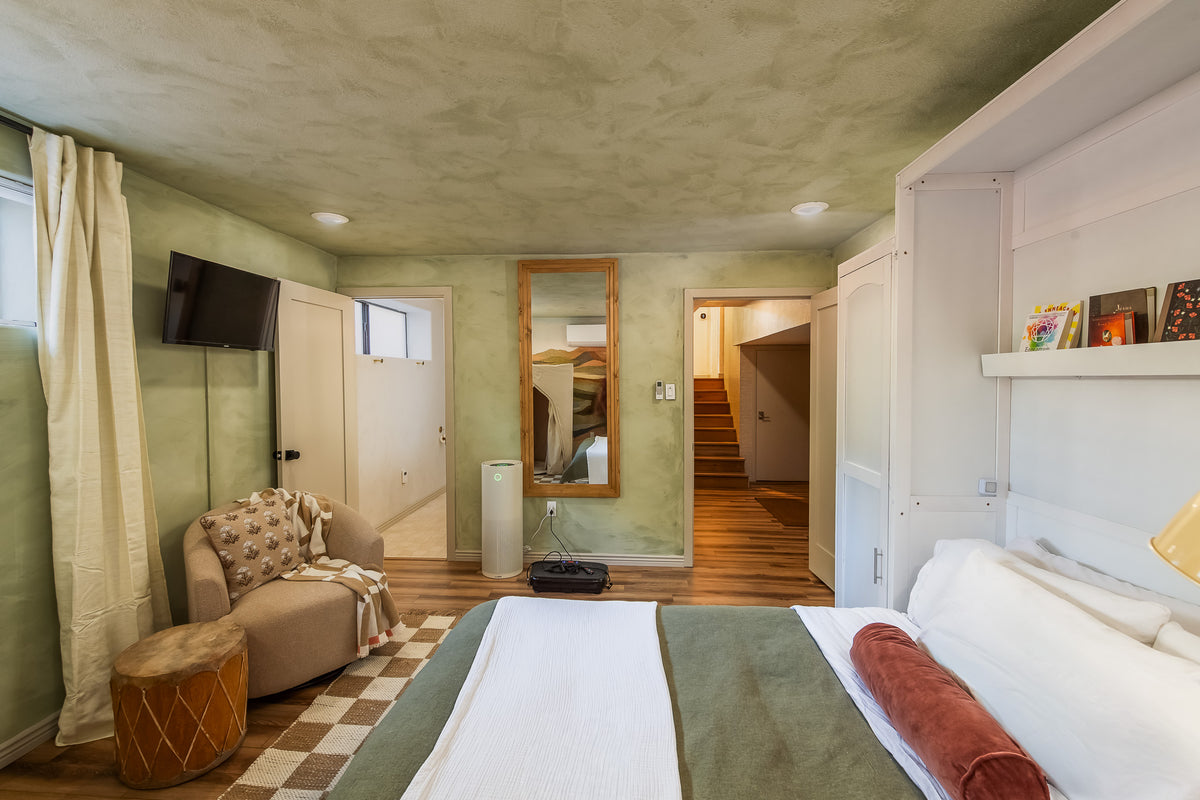 Sedona non-toxic vacation home bedroom suite