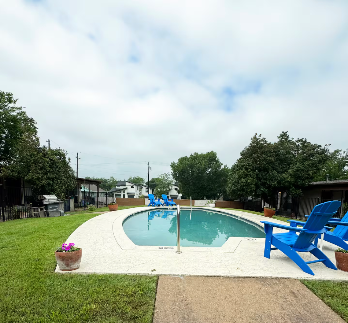 Non-toxic Austin condo pool