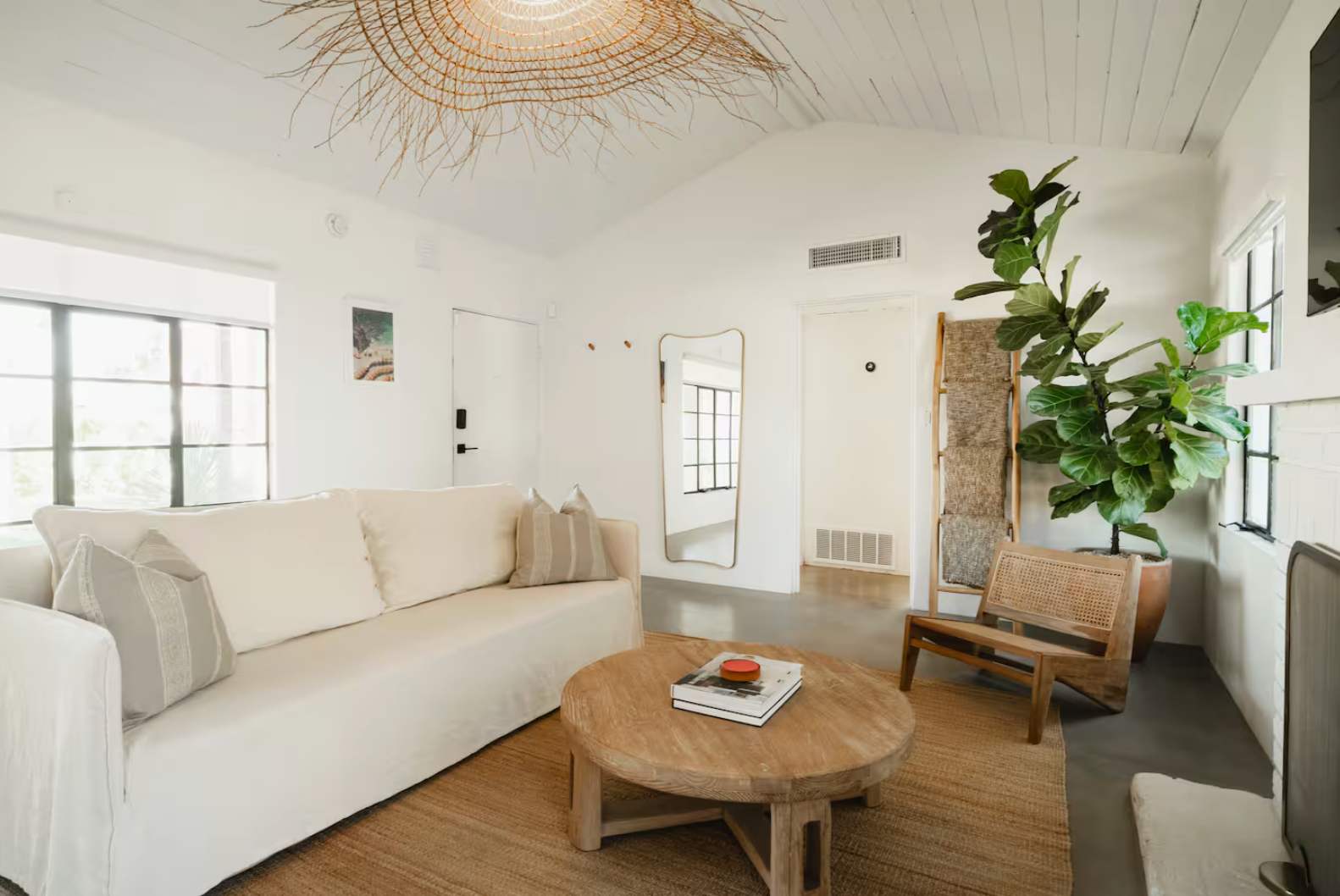 Non-toxic vacation rental palm springs living