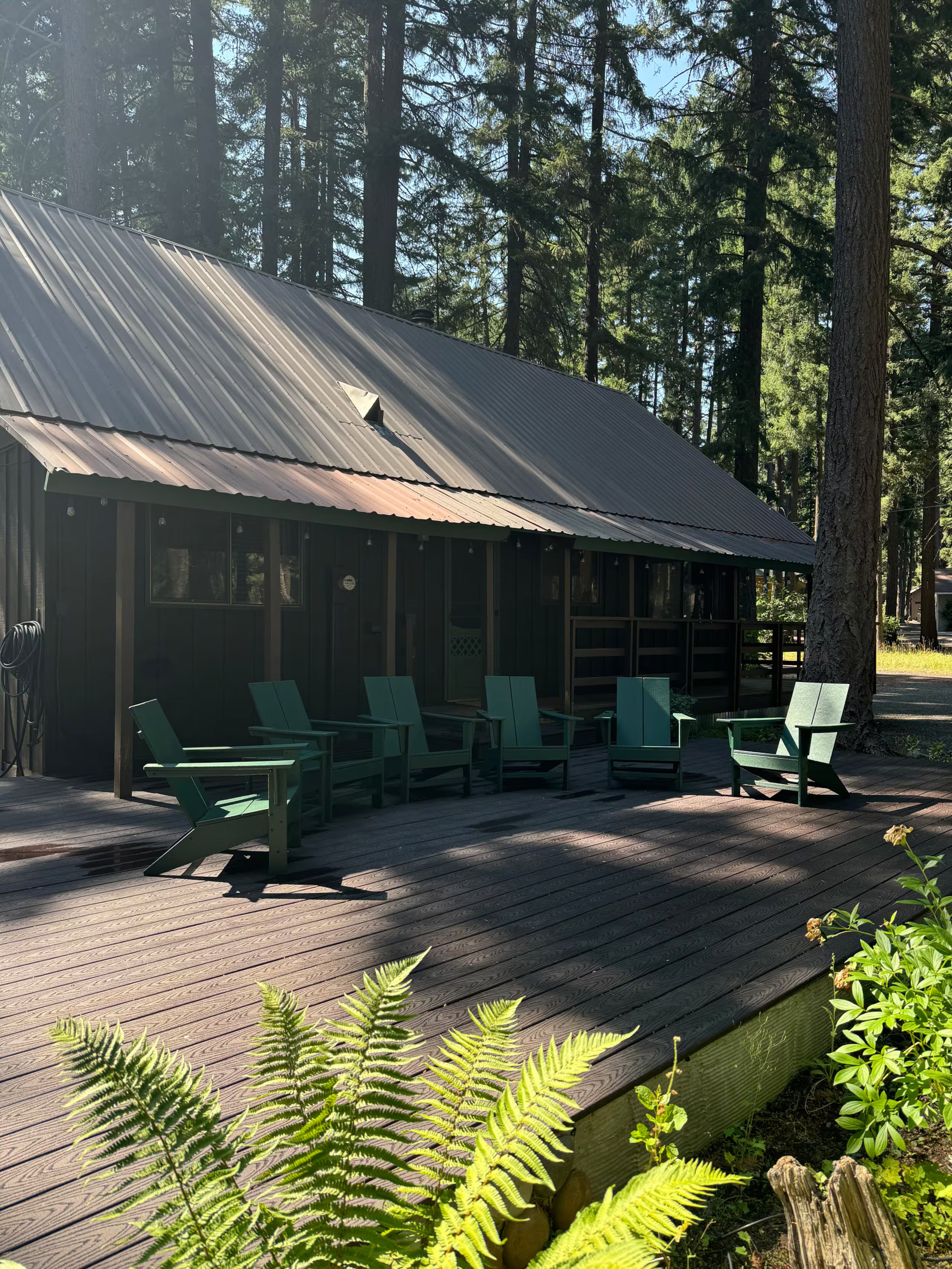 Non-toxic vacation rental washington deck
